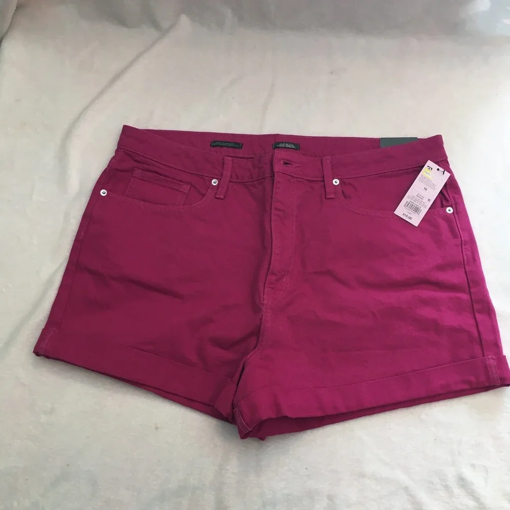 Wild Fable Mom Shorts Women 18‎ Pink NEW Highest Rise Cuffed Denim YR9260